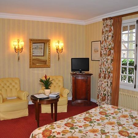 Auberge Des Templiers Boismorand Kültér fotó