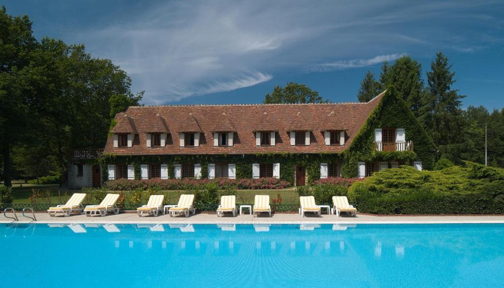 Auberge Des Templiers Boismorand Kültér fotó