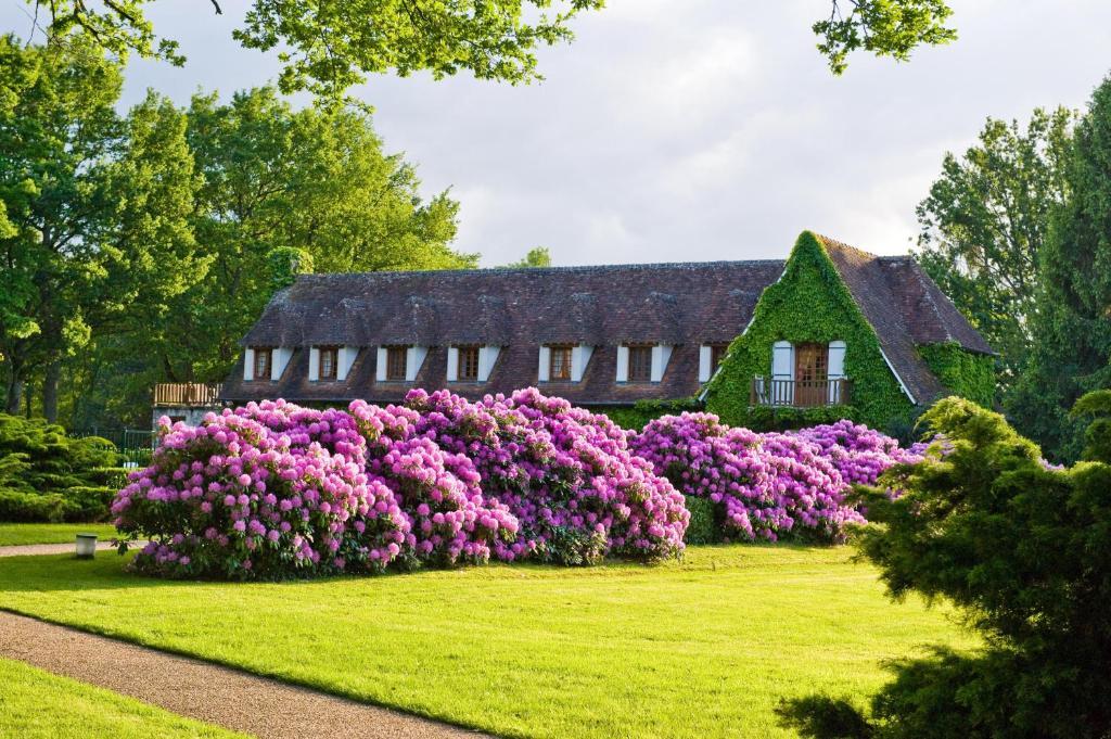 Auberge Des Templiers Boismorand Kültér fotó